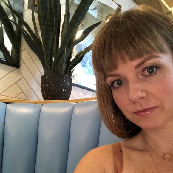 Meet your Posher, Rachael - Picture 1 of 1